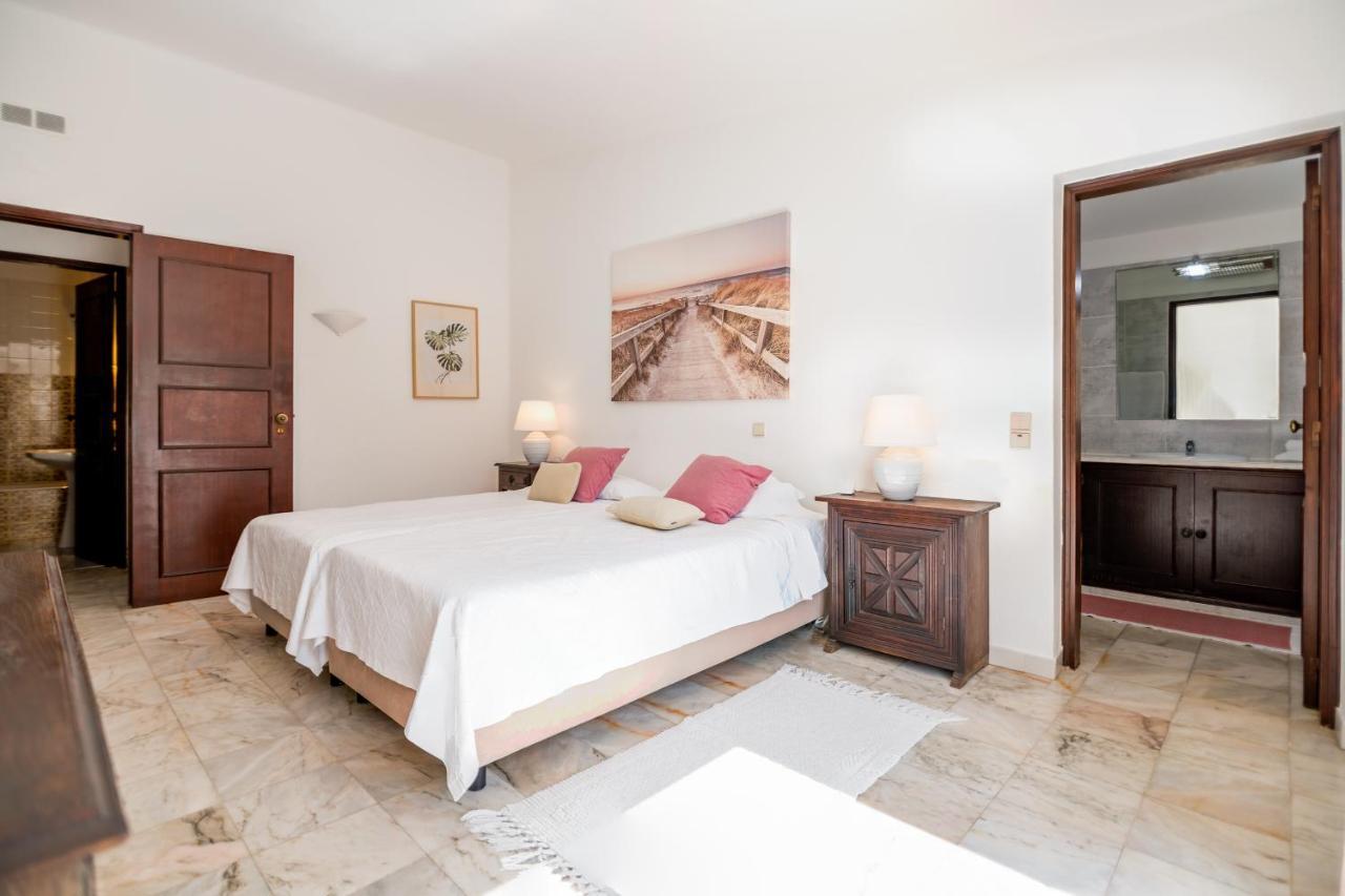 Traditional 3 Bedroom Villa With Great Pool In The Heart Of 발도로보 외부 사진